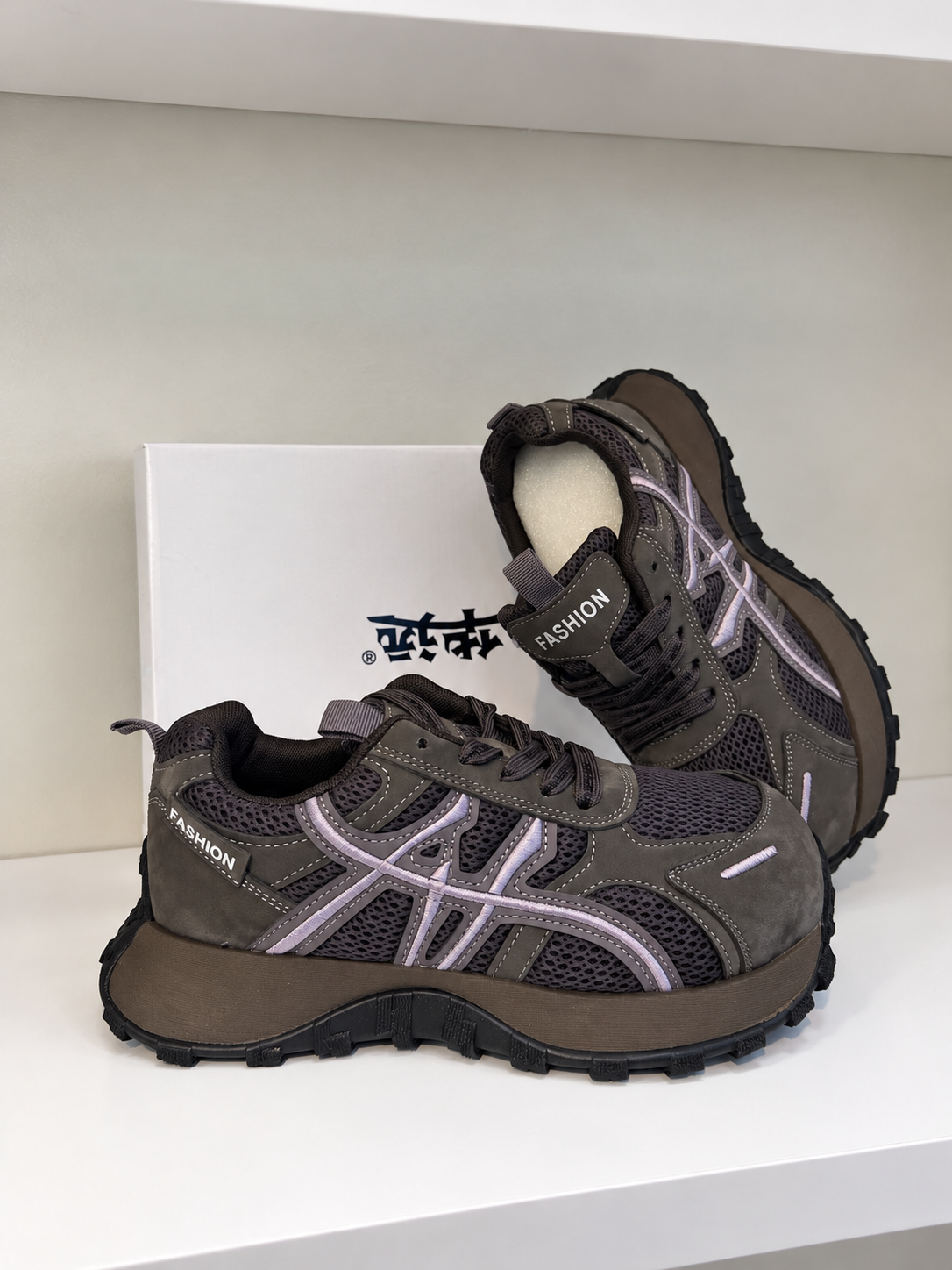 Chunky korean sneakers